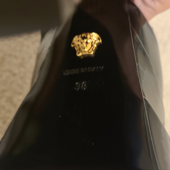 Versace Patent Leather Platform Shoes Pumps Size 38 - Picture 4 of 8